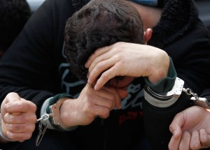 انهدام باند سارقان سیم برق و کابل مخابرات در ماسال انهدام باند سارقان سیم برق و کابل مخابرات در ماسال