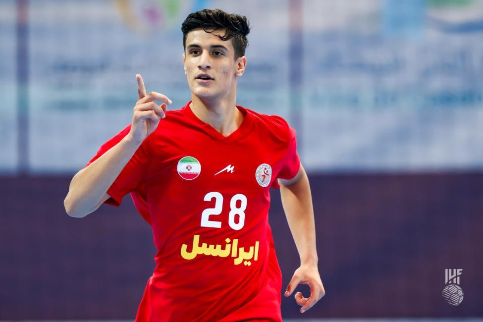 ثمربخش، برترین بازیکن دیدار ایران و پورتوریکو