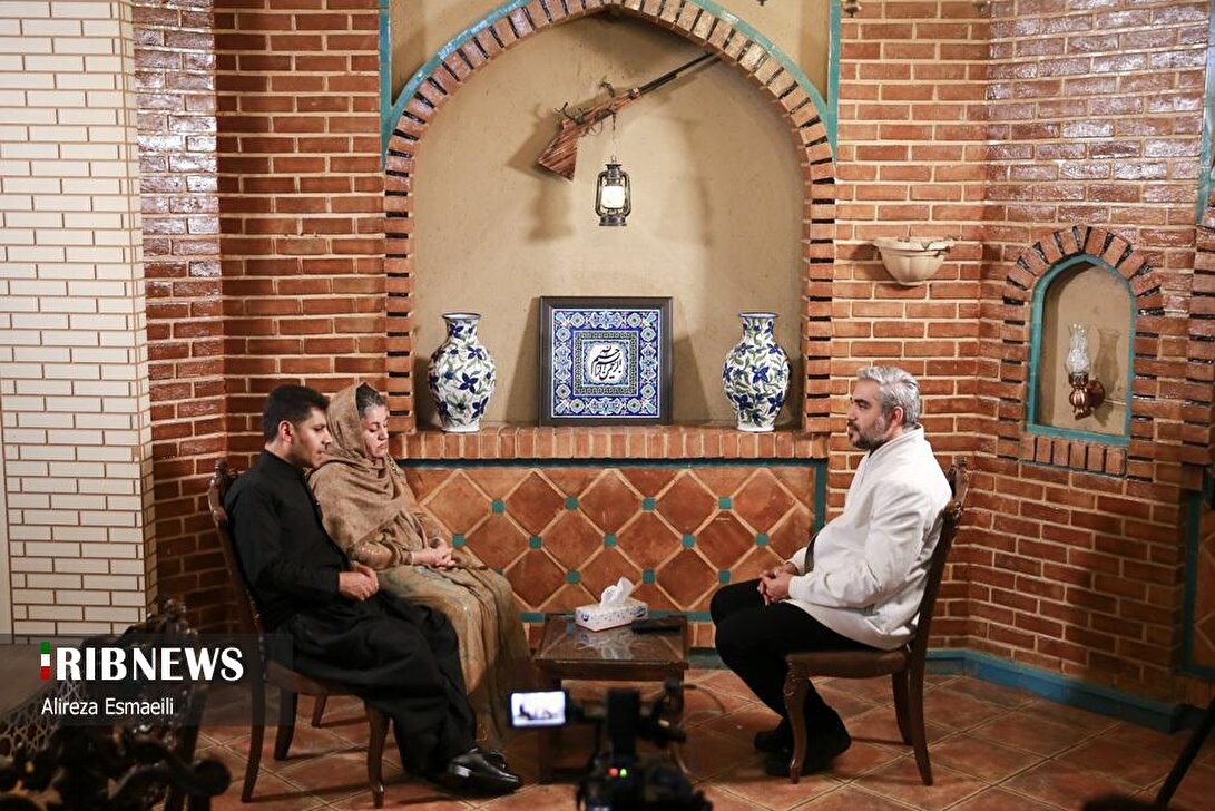 بدون تعارف با پدر و مادری که اشک رئیس جمهور را درآوردند