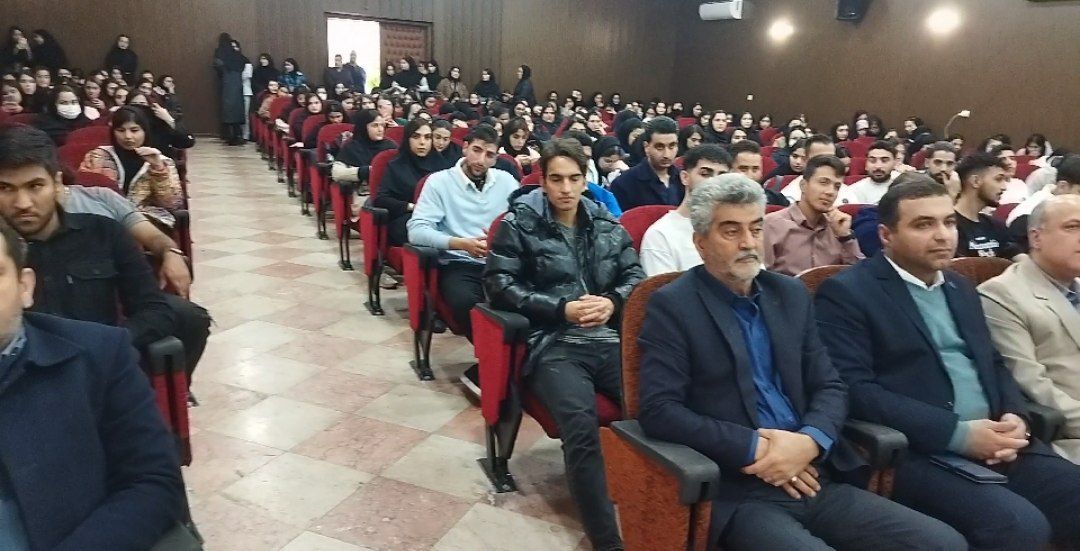 تقدیر از دانشجویان برتر المپیاد‌های دانشکده ملی مهارت در صومعه سرا