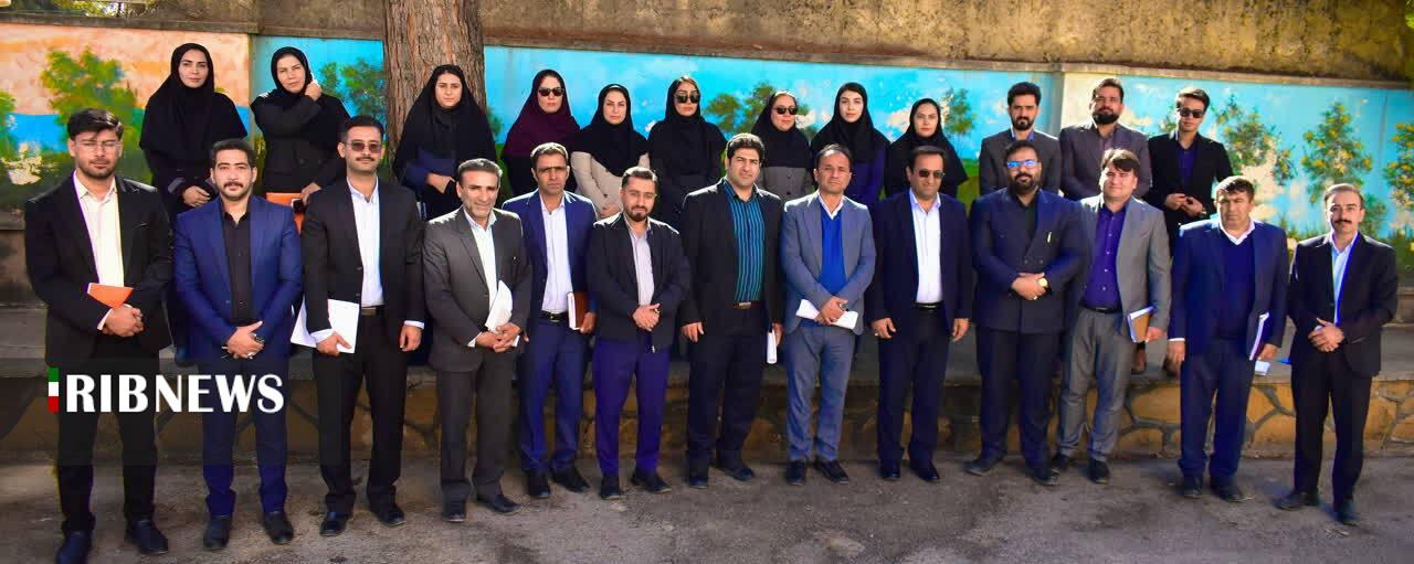 تألیف کتاب با موضوع کودکان دیرآموز در کهگیلویه و بویراحمد تألیف کتاب با موضوع کودکان دیرآموز در کهگیلویه و بویراحمد