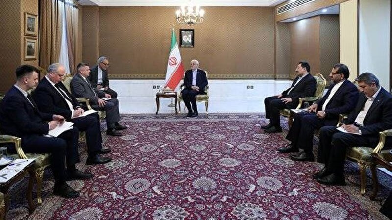 عارف: ایران برای توسعه روابط با بلاروس هیچ محدودیتی ندارد