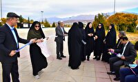 آیین پیاده‌روی کارکنان آموزش و پرورش به میمنت میلاد حضرت زهرا (س) و روز زن