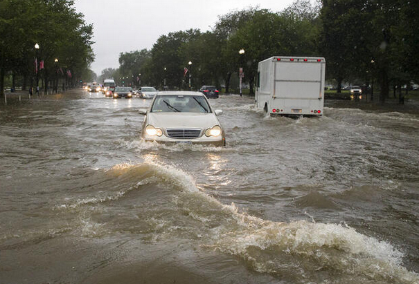 شدت گرفتن سیل در ایالت واشنگتن آمریکا شدت گرفتن سیل در ایالت واشنگتن آمریکا
