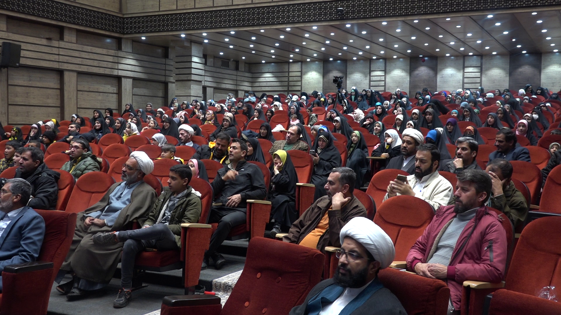 برگزاری اختتامیه پویش حفظ جز ۳۰ قرآن کریم در امامزاده سید علی (ع) قم