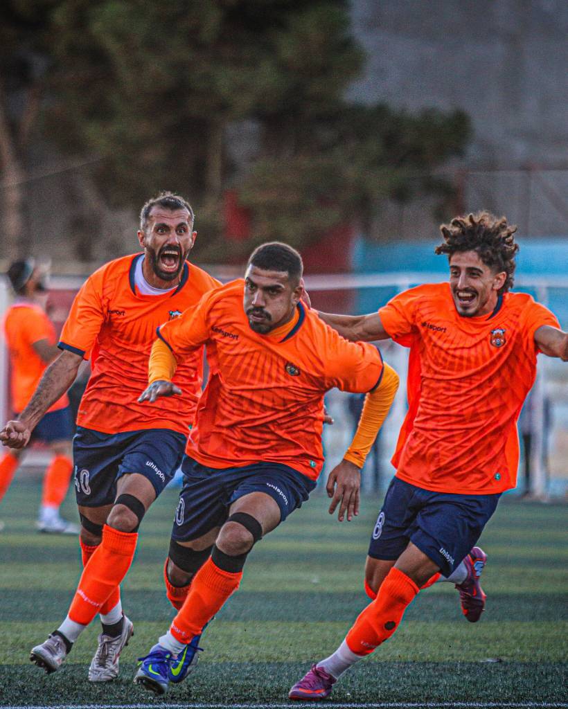 پیروزی برق شیراز در هفته نهم لیگ دسته دو فوتبال برابر صدرنشین پیروزی برق شیراز در هفته نهم لیگ دسته دو فوتبال برابر صدرنشین