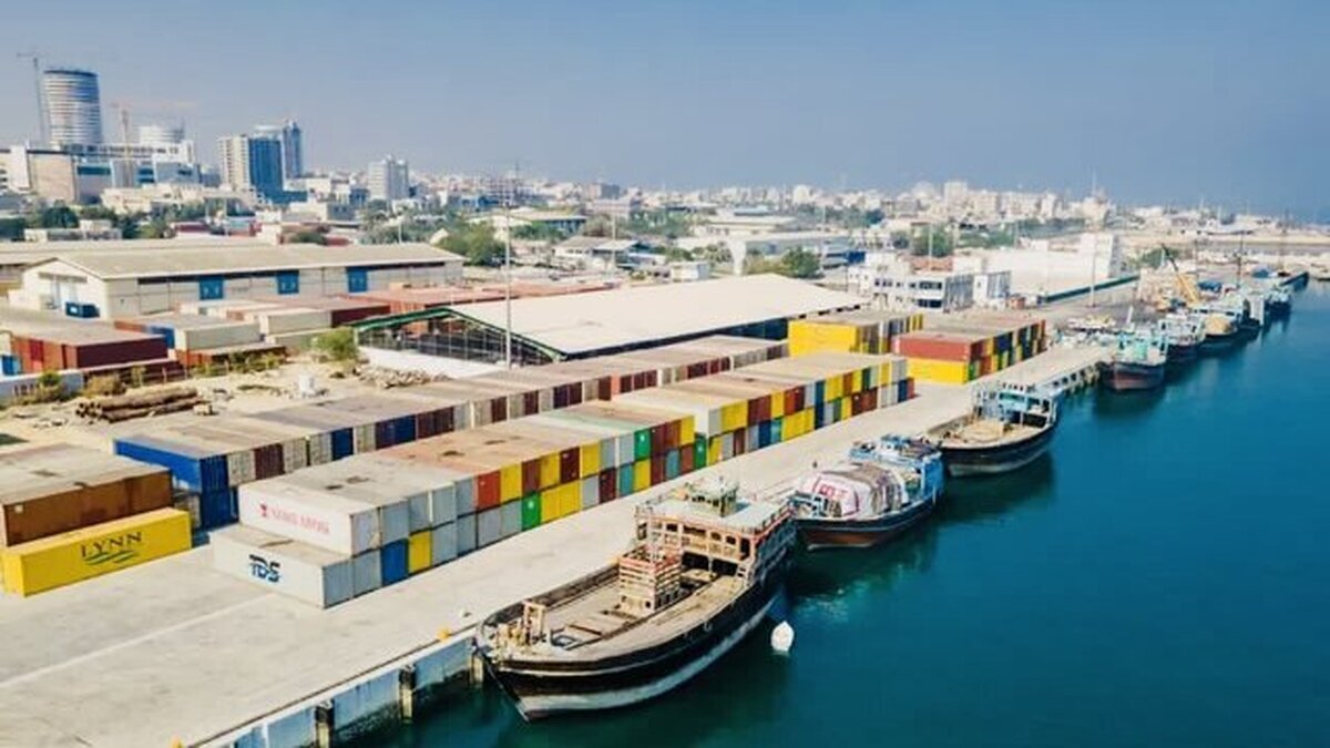 افزایش ۱۵ درصدی تخلیه و بارگیری کالا در بنادر قشم