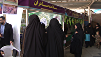 اجرای طرح تکریم مادران در محل نماز جمعه همدان